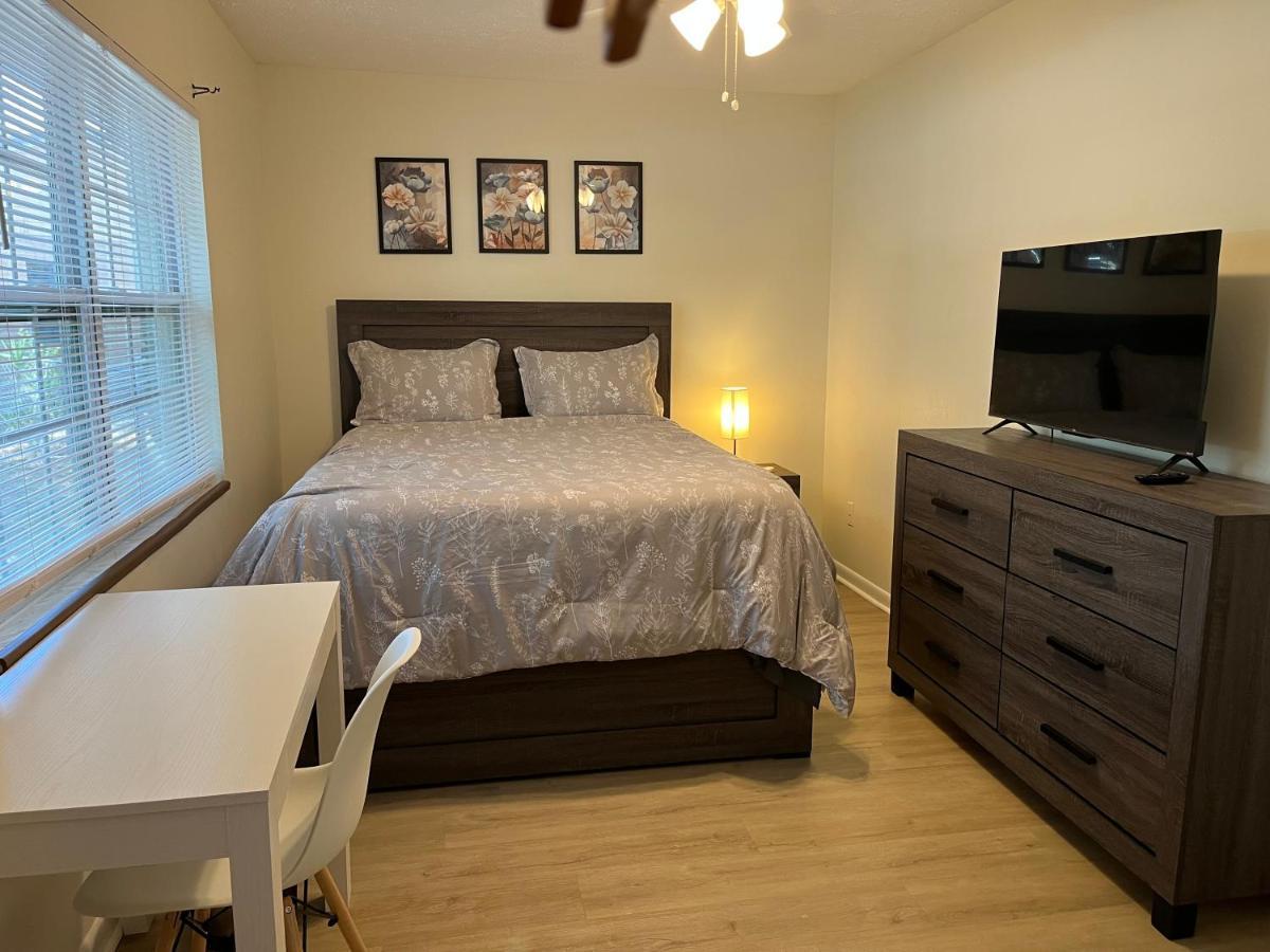 Zenhomes In Brandon Near Tampa Valrico Seffner Exteriör bild